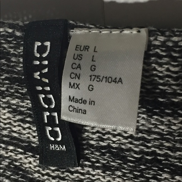 H&M Graphic Print Sweater - Picture 3 of 4